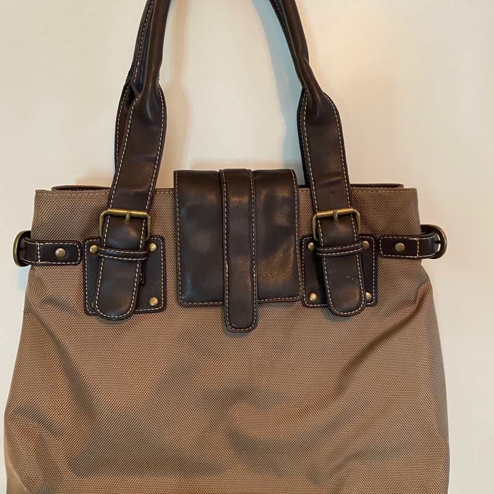 Tote/ carry on bag